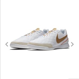gold nike indoor soccer shoes